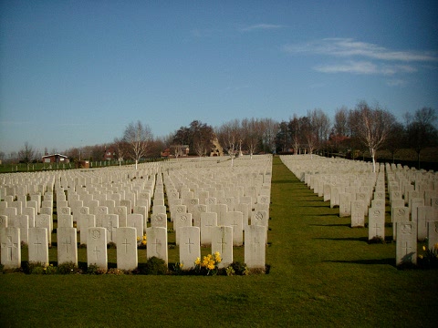 Hooge Crater Cemetery