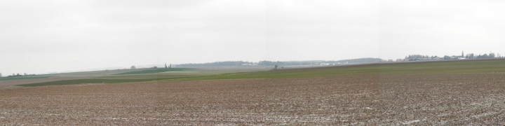Looking across the battlefield from Central Road