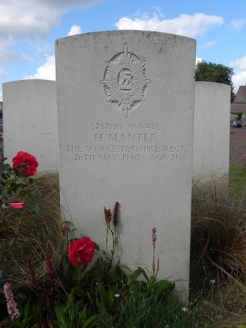 Private Harry Mantle