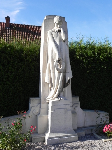 Monument to Hillyar Hill-Trevor