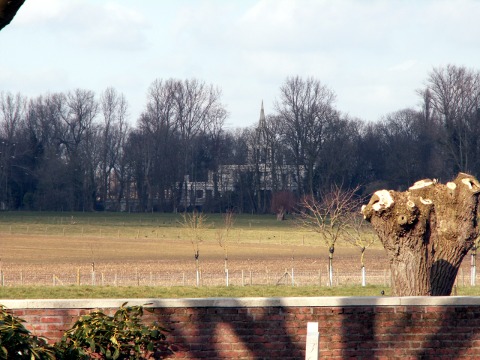 Elzenwalle Brasserie Cemetery