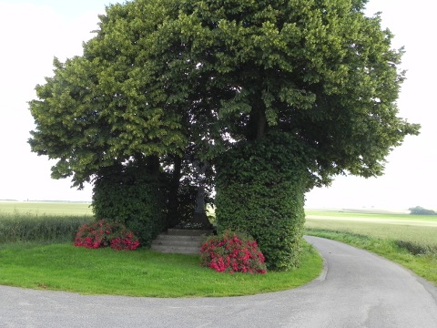 Cochin crucifix at Hardecourt