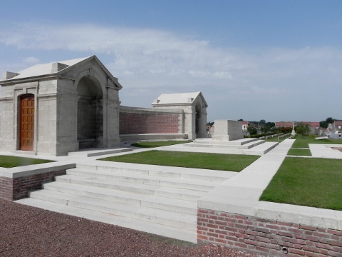 Noeux les Mines Communal Cemetery