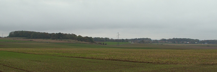Crow's Nest on the left and Hendecourt village on the right