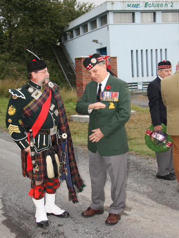 Yves Holbeque and Brigadier General Greg Young