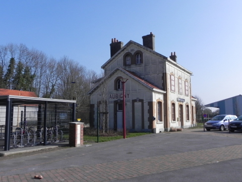 Aubigny-en-Artois railway station