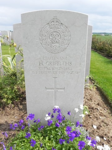 Lieutenant H Griffiths