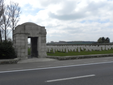 Ferme-Olivier Cemetery