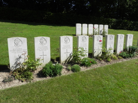 Authuile Military cemetery