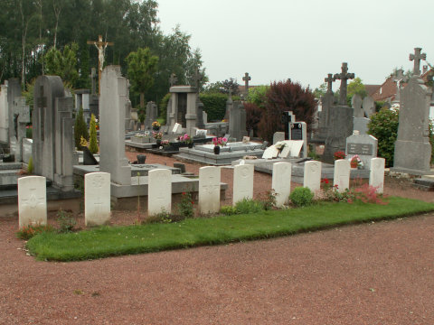 Bois Grenier Communal Cemetery
