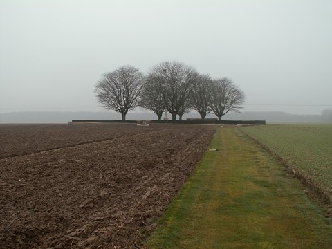 Thélus Military Cemetery