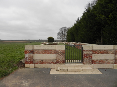 Lagnicourt Hedge Cemetery