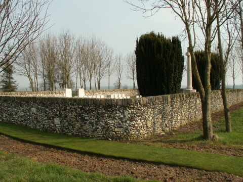 Summit Trench CemeterySummit Trench Cemetery