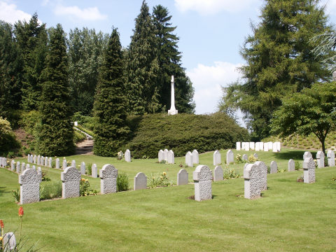 German and British graves