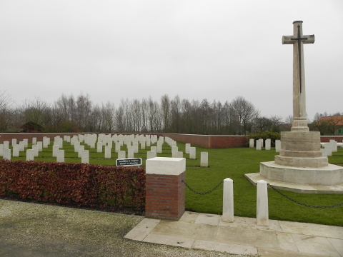 Calvaire (Essex) Military Cemetery